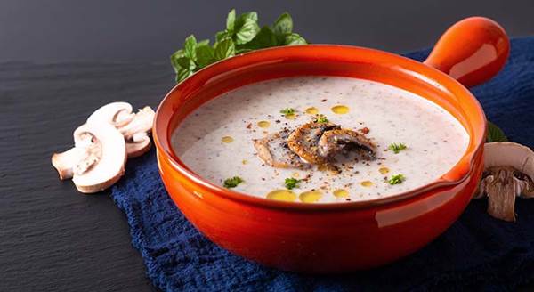 https://monjardinmamaison.maison-travaux.fr/wp-content/uploads/sites/8/2021/10/recette-de-veloute-de-champignons-de-paris.jpg